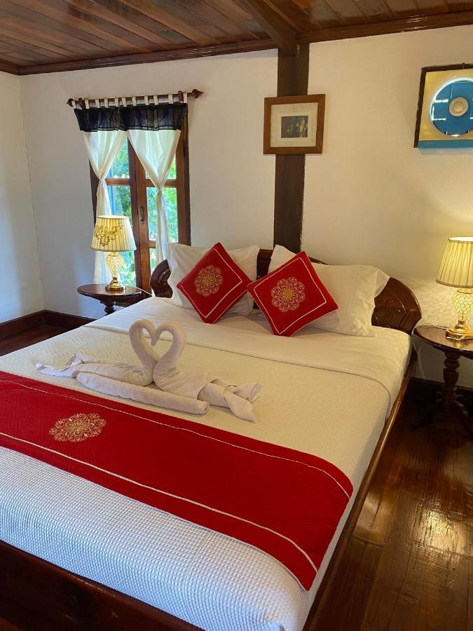 Golden Lotus Boutique Hotel 琅勃拉邦 外观 照片