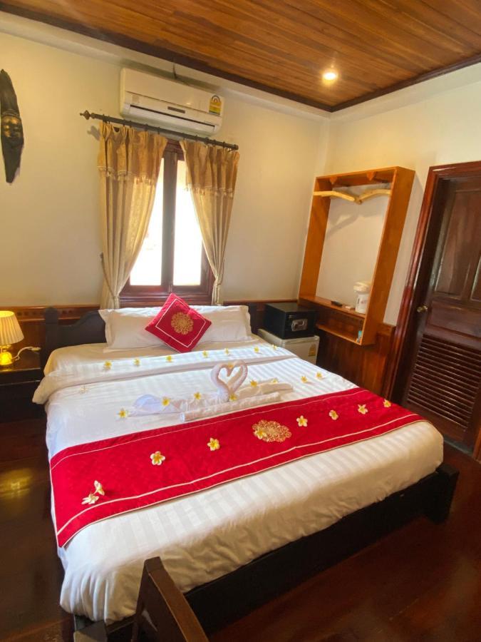 Golden Lotus Boutique Hotel 琅勃拉邦 外观 照片