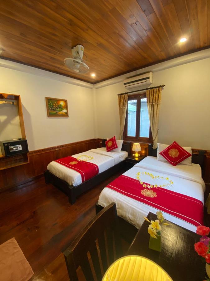 Golden Lotus Boutique Hotel 琅勃拉邦 外观 照片