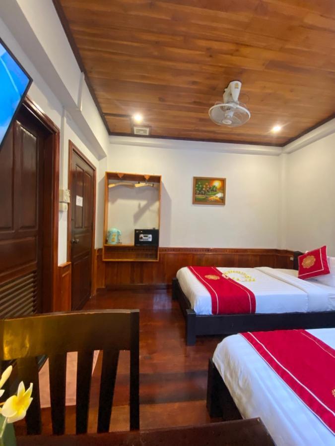 Golden Lotus Boutique Hotel 琅勃拉邦 外观 照片