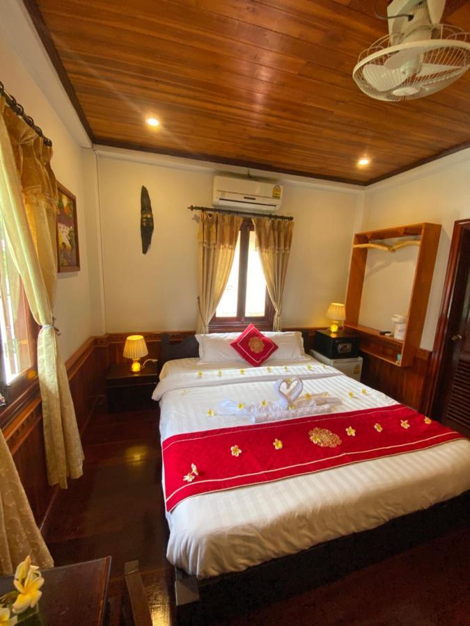 Golden Lotus Boutique Hotel 琅勃拉邦 外观 照片