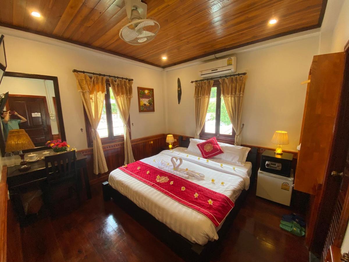 Golden Lotus Boutique Hotel 琅勃拉邦 外观 照片