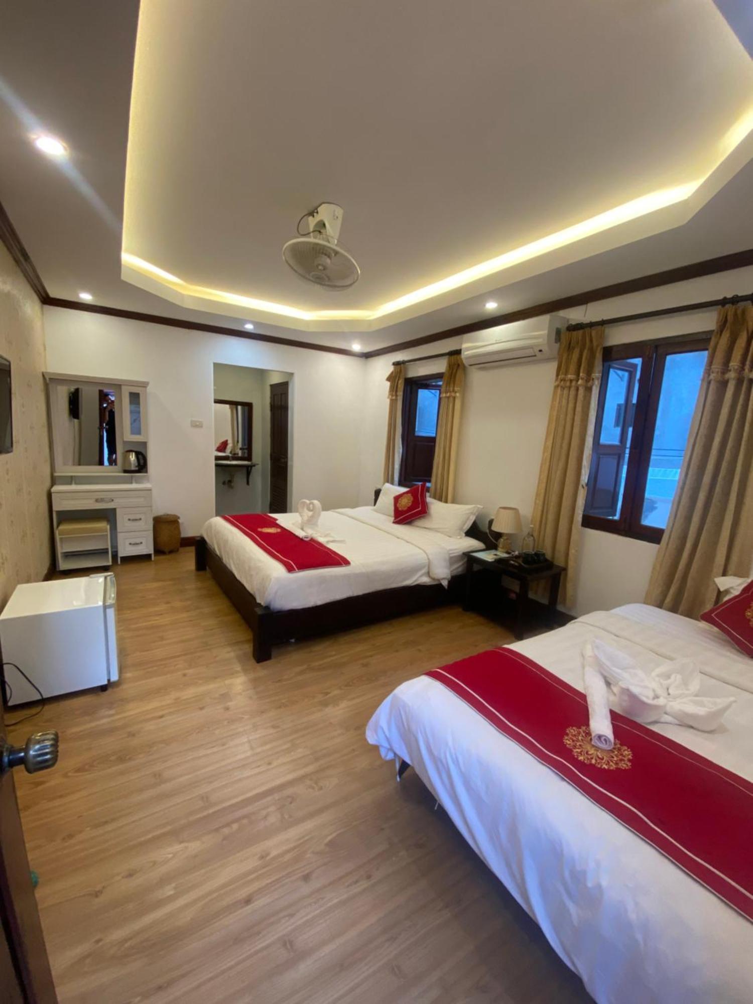 Golden Lotus Boutique Hotel 琅勃拉邦 外观 照片