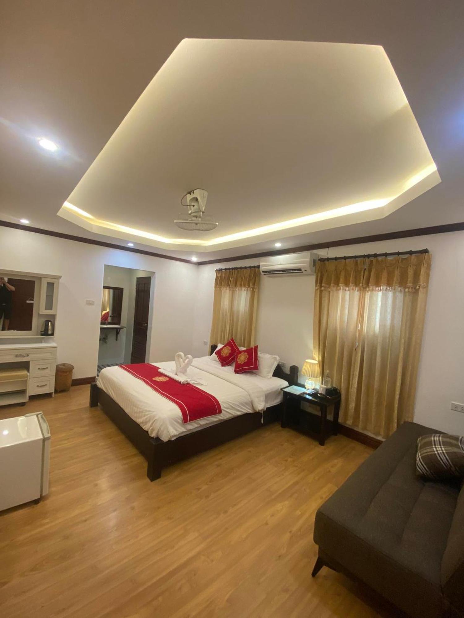 Golden Lotus Boutique Hotel 琅勃拉邦 外观 照片