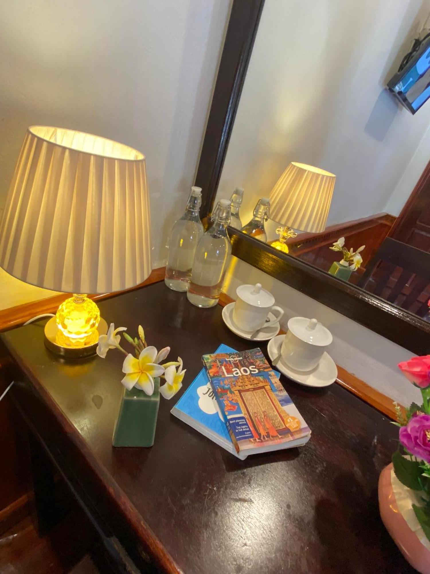 Golden Lotus Boutique Hotel 琅勃拉邦 外观 照片