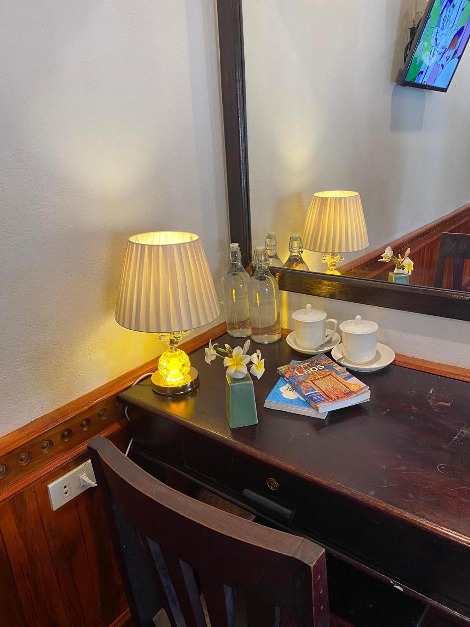 Golden Lotus Boutique Hotel 琅勃拉邦 外观 照片