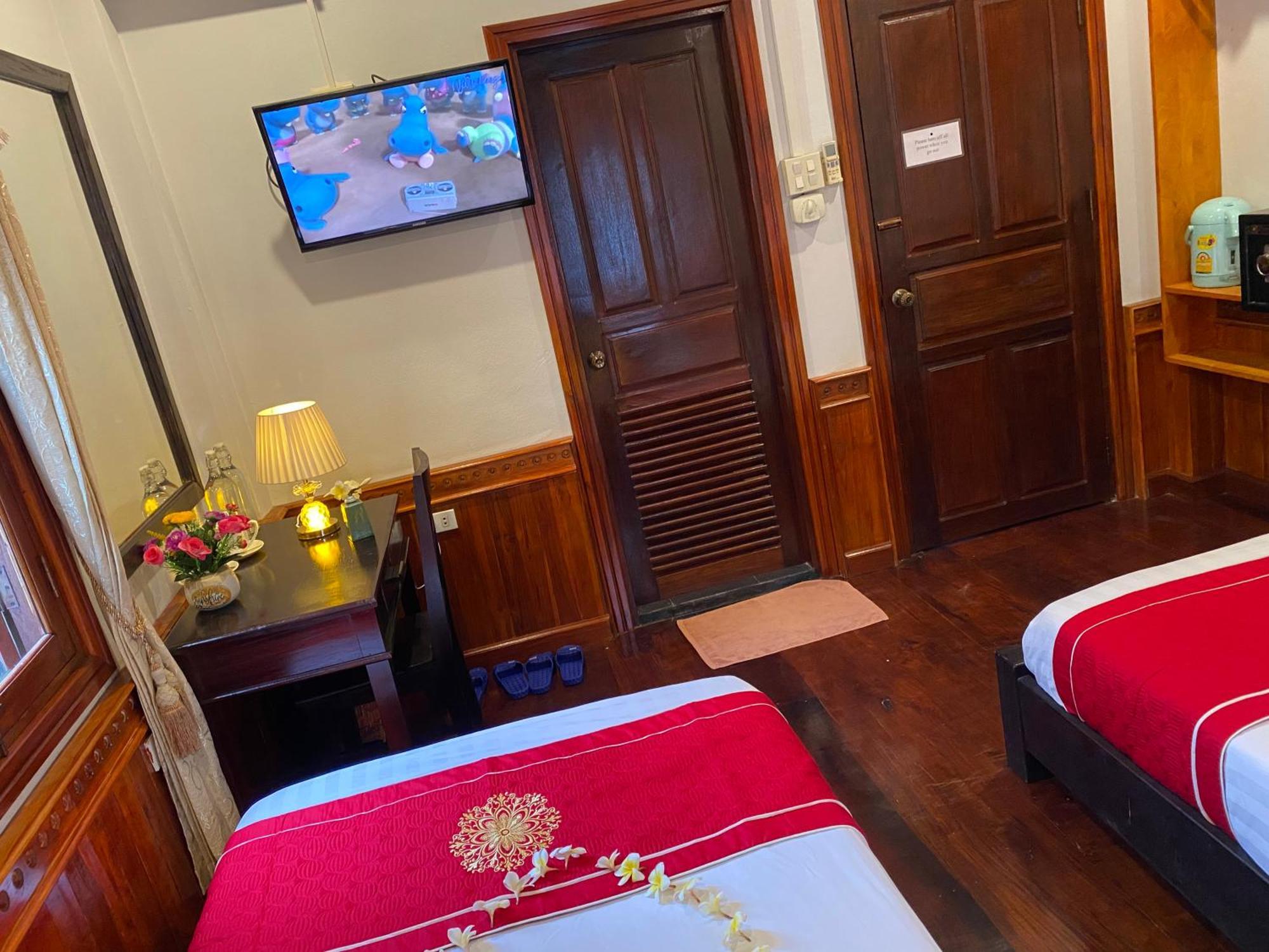 Golden Lotus Boutique Hotel 琅勃拉邦 外观 照片